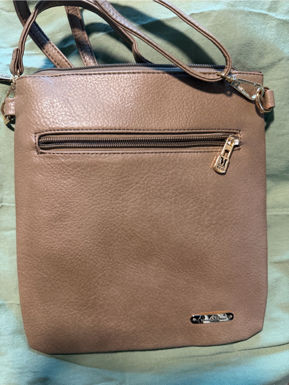 Montana West Mauve Crossbody with Stud-Trim - Picture 3 of 6